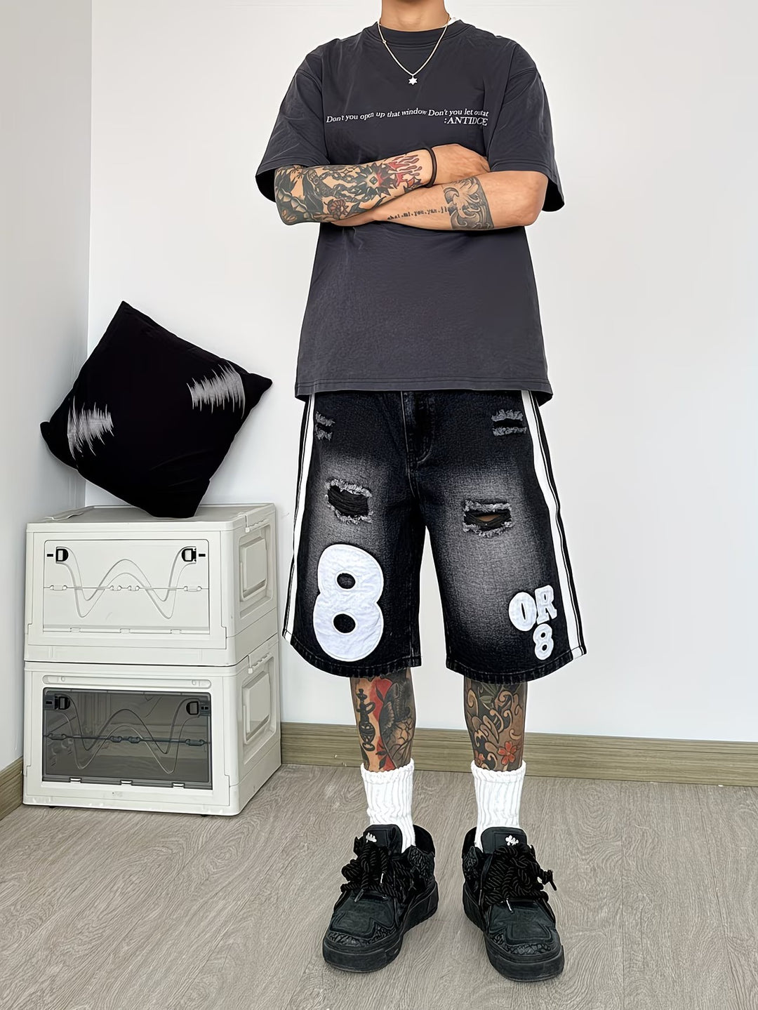 Herren Weitbein Shorts mit Seitenstreifen